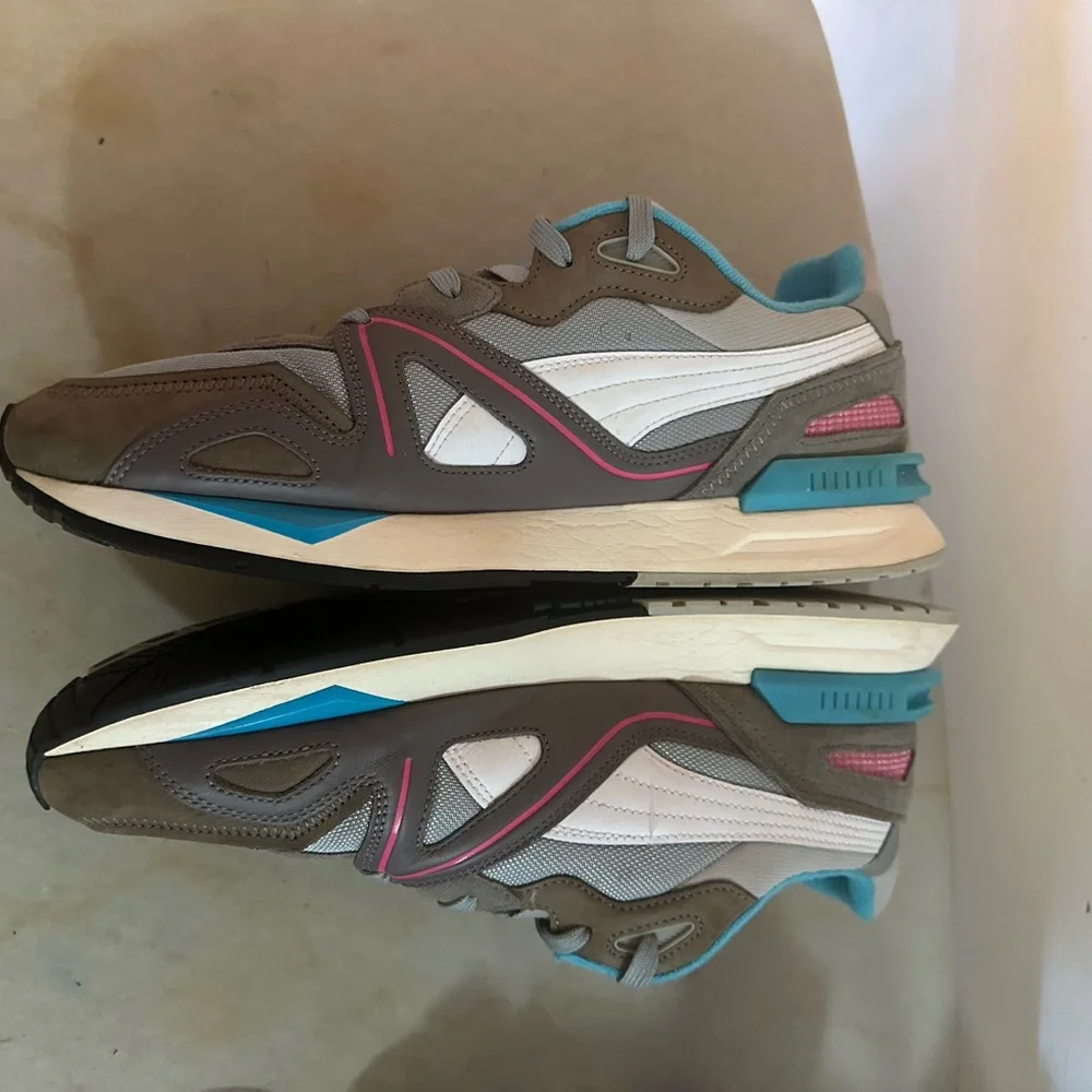Puma - Picture 2 of 5